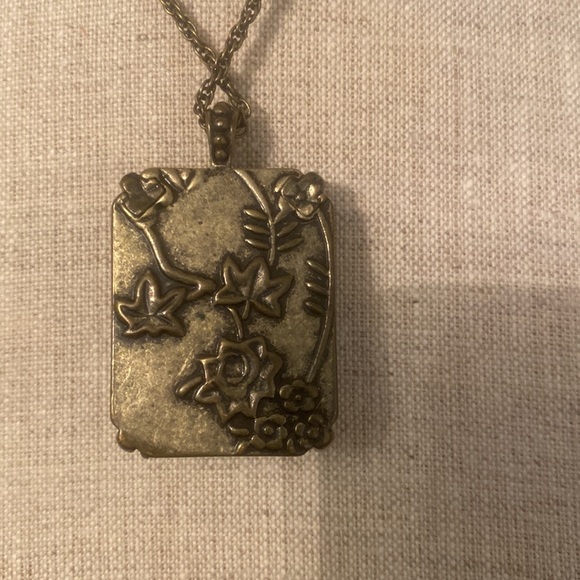 Lucky Brand green emerald necklace - Picture 4 of 6